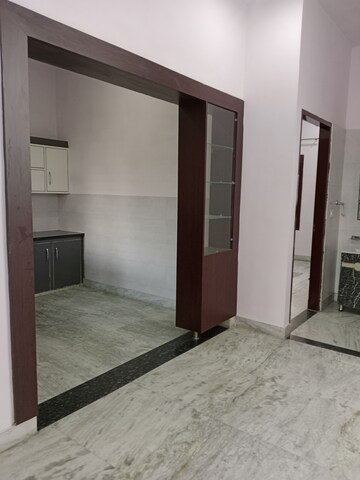Room in 3 BHK Builder Floor at Sector 18 – for Rent