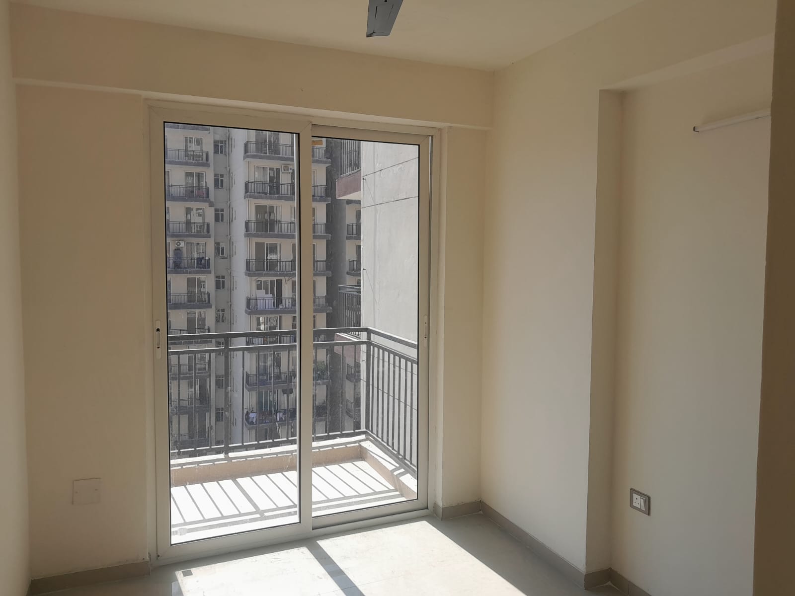 3 BHK Apartment For Sale in ROF Aalayas Phase 2