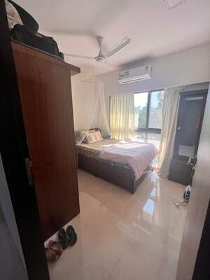 Bathroom in 2 BHK Apartment at DLH Pride, Malad West – for Sale