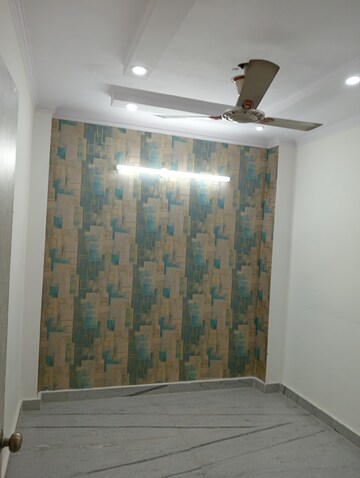 Bedroom in 1 BHK Builder Floor at Govindpuri – for Rent