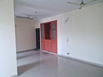 Room in 2 BHK Apartment at GH-7 Crossings Republik, Vijay Nagar – for Sale
