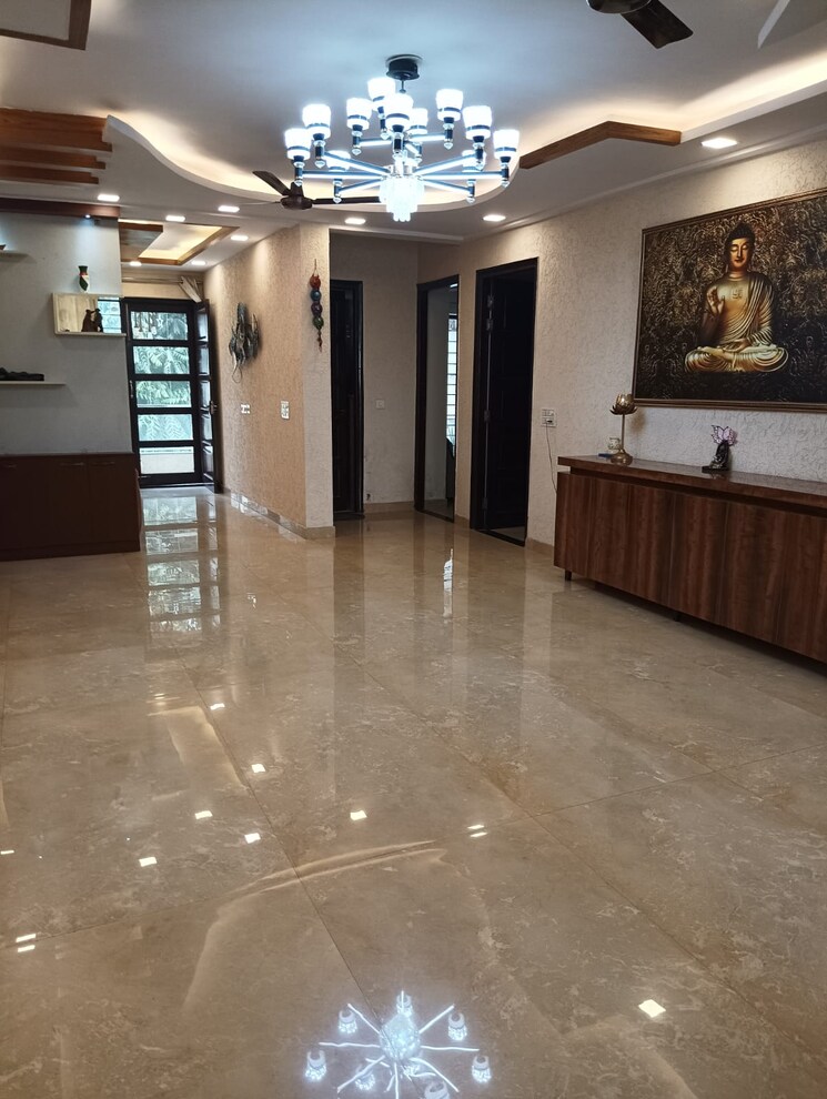 Living Room, sector 85 4 Bedroom 326 Sq.Yd. Builder Floor In Sector 85 Faridabad 8417932