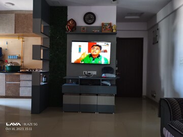 Furnished Amenities in 2 BHK Apartment at Sahaj Solarium, Vasna – for Rent