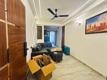 Room in 1 BHK Builder Floor at Freedom Fighters Enclave – for Rent