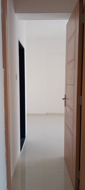 Room in 2 BHK Apartment at Lodha Panacea 1, Dombivli East – for Rent