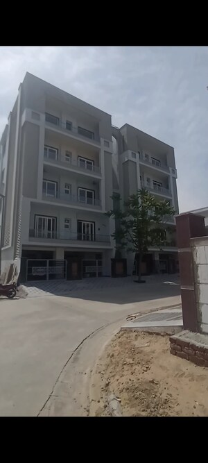 4 BHK Builder Floor For Sale in Puri Kohinoor, Sector 89