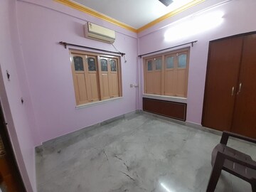 Room in 3 BHK Independent House at Sakher Bazar – for Rent