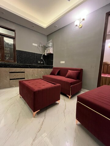 Master Bedroom in 1 BHK Builder Floor at Paryavaran Complex – for Rent