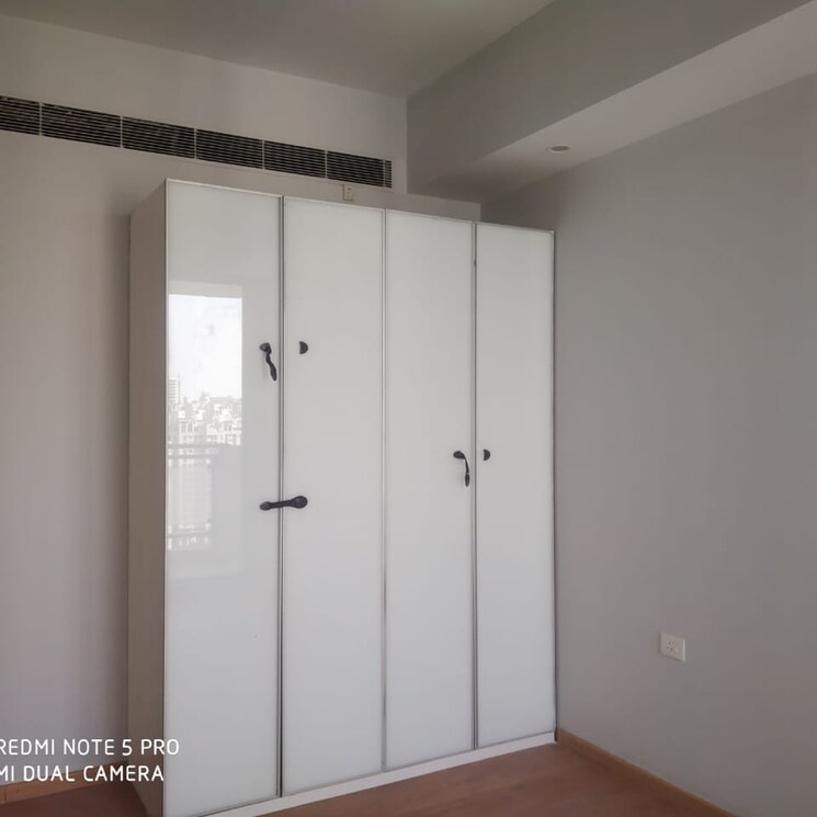 Room, mahagun-mezzaria 3 Bedroom 2030 Sq.Ft. Apartment In Sector 78 Noida 8418218