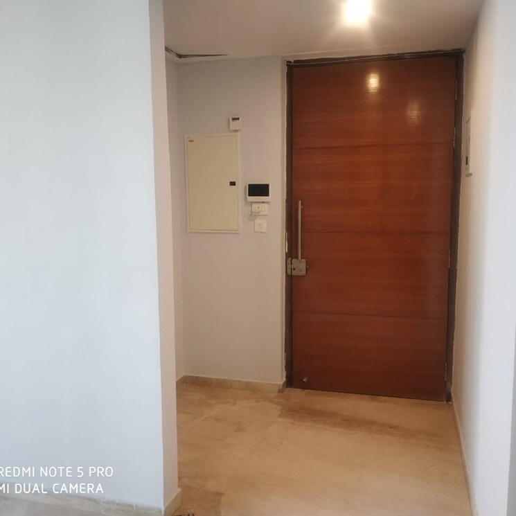 Room, mahagun-mezzaria 3 Bedroom 2030 Sq.Ft. Apartment In Sector 78 Noida 8418218