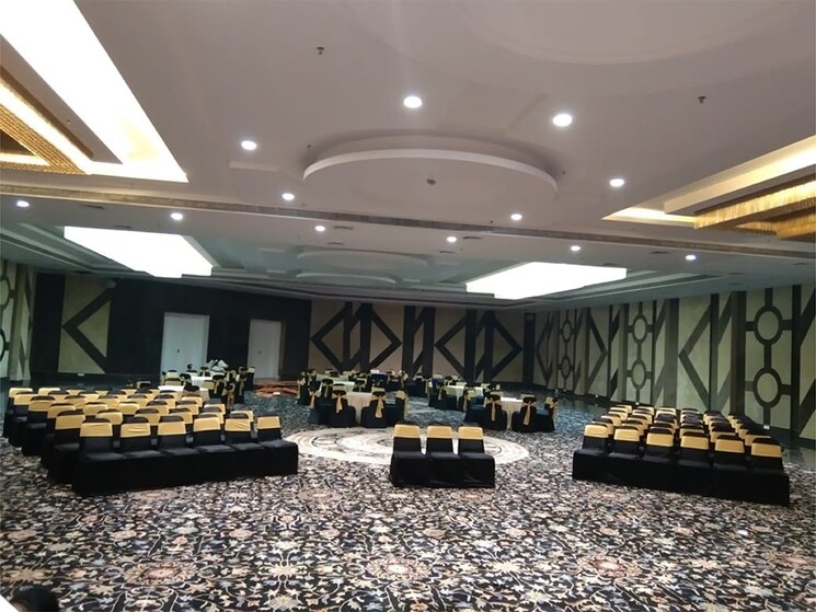 Other, shalimar bagh 4 Bedroom 2500 Sq.Ft. Builder Floor In Shalimar Bagh Delhi 8418233