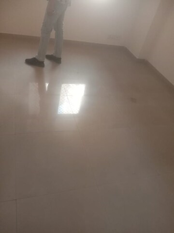 Room in 2 BHK Apartment at Mahagun Mywoods II, Sector 16c Greater Noida – for Rent