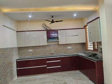 Kitchen in 3 BHK Builder Floor at Sector 21c – for Rent