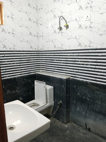 3 BHK Builder Floor – Exterior View View at Sector 21c - for Rent