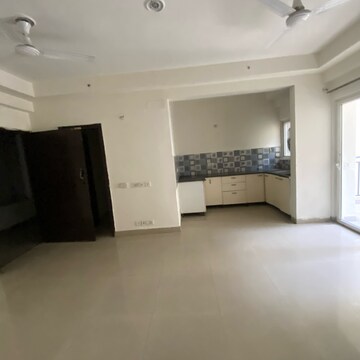 Room in 2.5 BHK Apartment at Aims Golf Avenue I, Sector 75 – for Rent