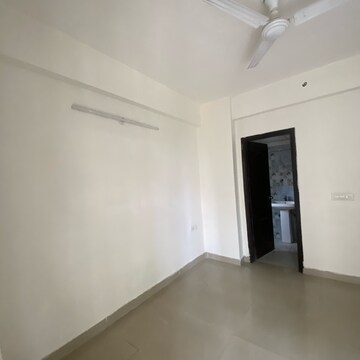 Bedroom in 2.5 BHK Apartment at Aims Golf Avenue I, Sector 75 – for Rent