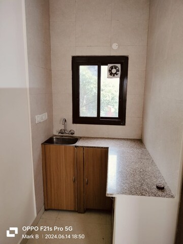 Room in 1 RK Apartment at Vasant Kunj – for Rent