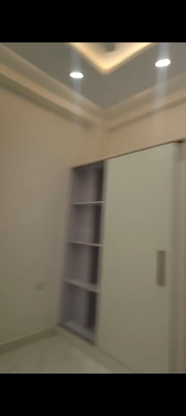 Room, indrapuram 3 Bedroom 90 Sq.Mt. Builder Floor In Indrapuram Ghaziabad 8418336