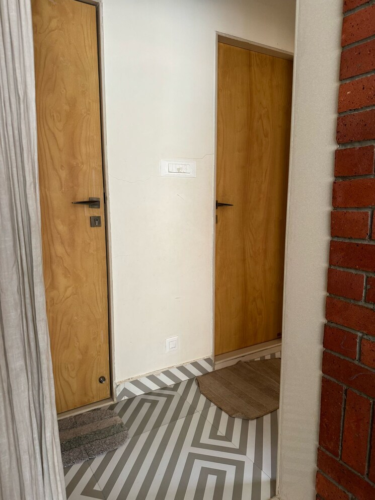 Bathroom, sarla-chs 2 Bedroom 650 Sq.Ft. Apartment In Andheri West Mumbai 8418339