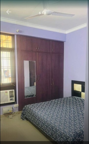 Bedroom in 1.5 BHK Apartment at Gomti Nagar – for Rent