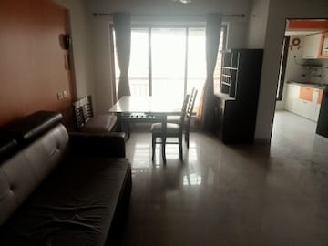 Living Room in 2 BHK Apartment at Unique Poonam Estate Cluster 3, Mira Road – for Rent
