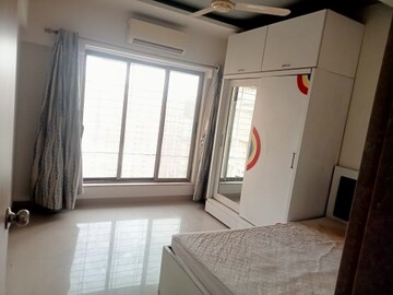 Bathroom in 2 BHK Apartment at Unique Poonam Estate Cluster 3, Mira Road – for Rent