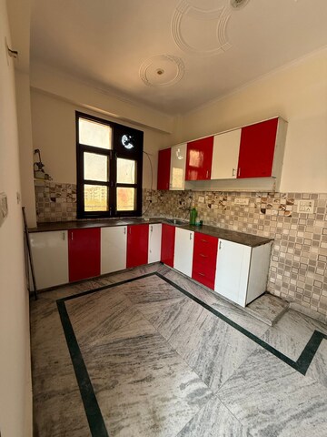 Bedroom in 2 BHK Builder Floor at Palm Residency Chhatarpur, Chattarpur – for Rent