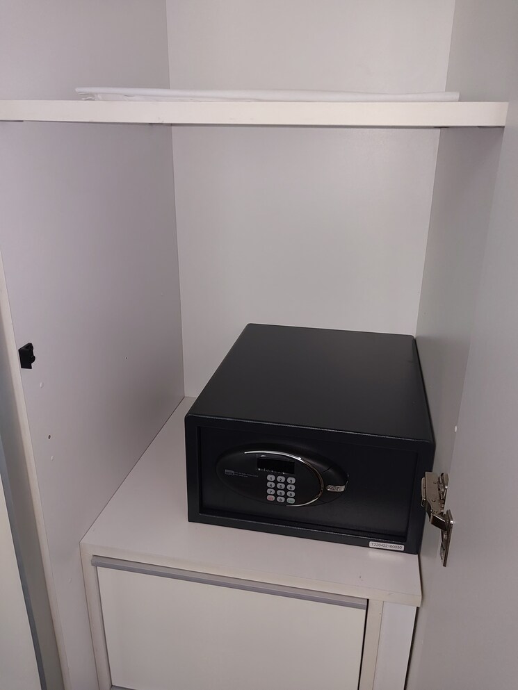 undefined, dlf-park-place 4 Bedroom 2704 Sq.Ft. Apartment In Sector 54 Gurgaon 8418416