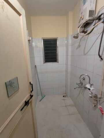 Bathroom in 1 BHK Apartment at Meena Apartments Tingre Nagar, Tingre Nagar – for Rent