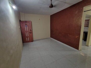 Room in 1 BHK Apartment at Meena Apartments Tingre Nagar, Tingre Nagar – for Rent