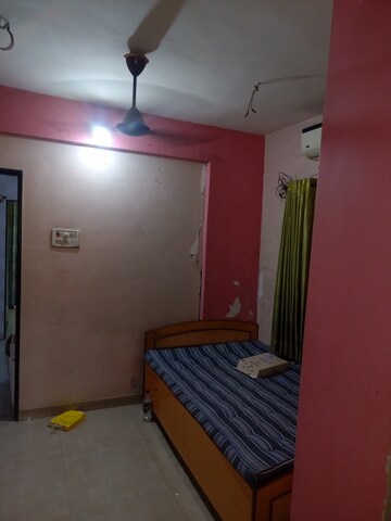 Room in 1 BHK Apartment at Bhakti Society, Kalwa – for Rent
