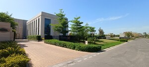  Plot – Exterior View View at Gt Road - for Sale