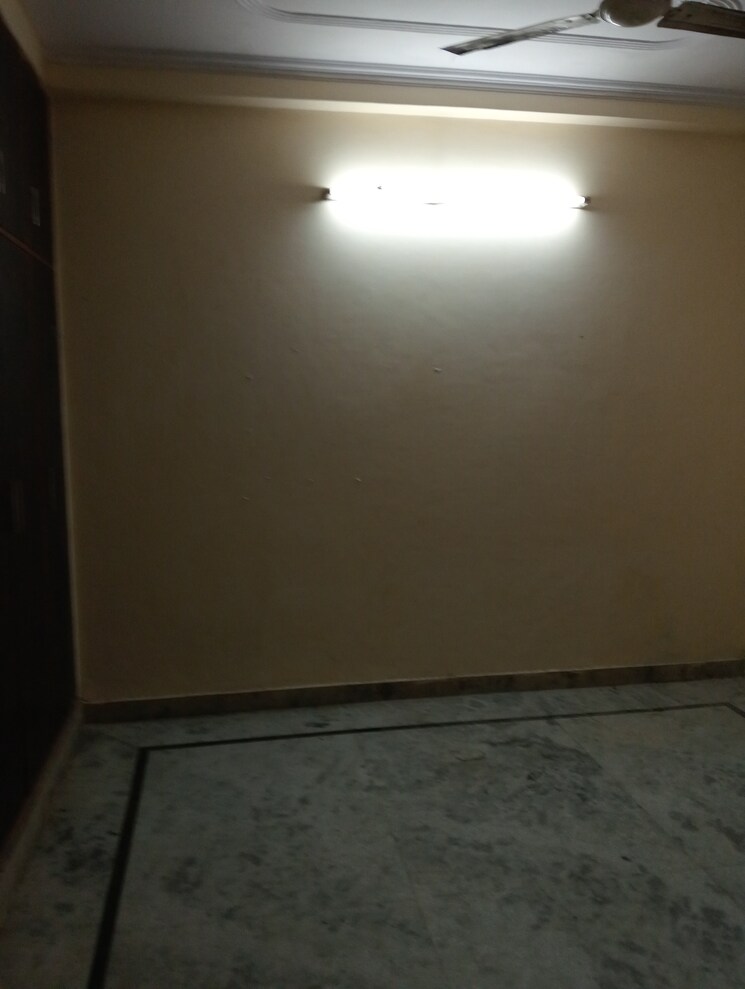 Room, govindpuri 2 Bedroom 590 Sq.Ft. Builder Floor In Govindpuri Delhi 8418487