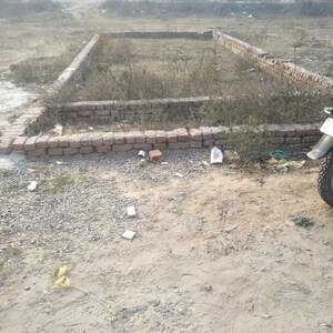  Plot For Sale in Sector 16 A