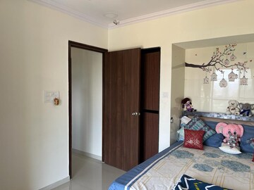 Bedroom in 2 BHK Apartment at Dosti Vihar, Samata Nagar – for Rent