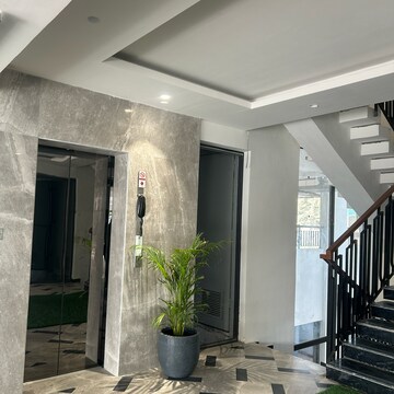 Building Lobby in 4 BHK Builder Floor at Birla Navya Avik, Sector 63a – for Sale