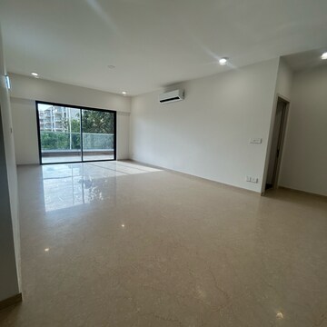 Room in 4 BHK Builder Floor at Birla Navya Avik, Sector 63a – for Sale