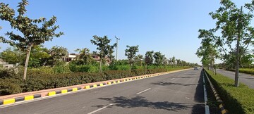  Plot – Exterior View View at Gt Road - for Sale