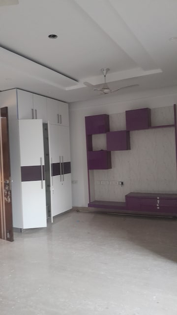 Kitchen in 3 BHK Builder Floor at Uppal Southend, Sector 49 – for Rent