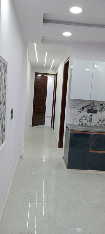 3 BHK Builder Floor For Rent in Govindpuri