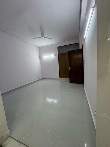 Room in 2 BHK Builder Floor at Shivalik Colony – for Rent