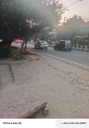  Plot – Exterior View View at Sikandrabad - for Sale