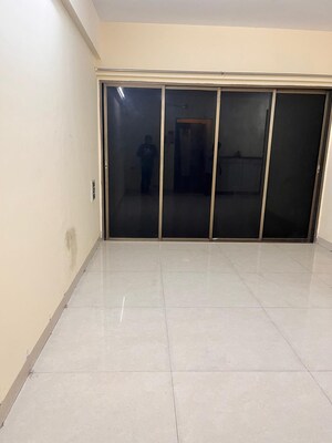 Building Lobby in 3 BHK Apartment at Shiv Sai Paradise, Majiwada – for Sale