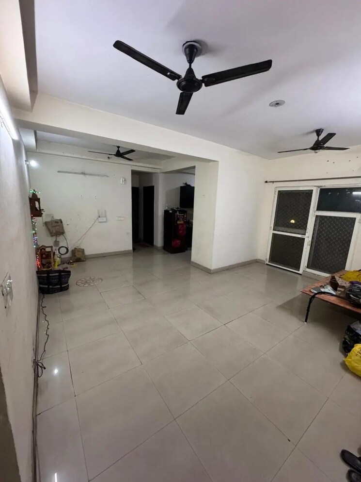 undefined, vvip-iconic-towers 2.5 Bedroom 1230 Sq.Ft. Apartment In Gaur City 1 Greater Noida 8418762