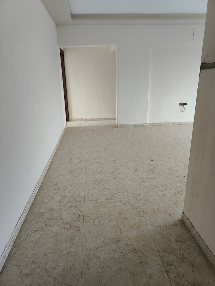 Room, vasai west 4 Bedroom 2000 Sq.Ft. Apartment In Vasai West Palghar 8418777