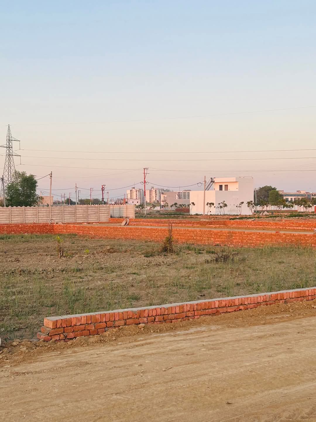 Plot For Sale in Select City Residency