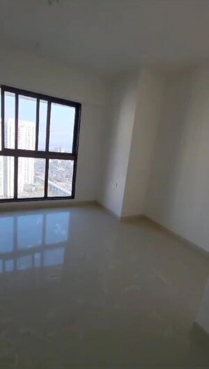 Room in 2.5 BHK Apartment at Runwal Eirene, Balkum Pada – for Sale
