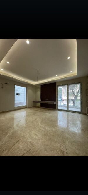 Room in 3 BHK Apartment at RPS Auria, Sector 88 – for Sale