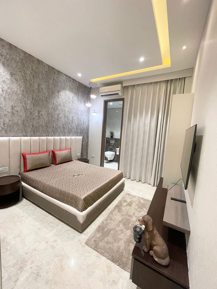 Bedroom, trishla-city 4 Bedroom 2200 Sq.Ft. Apartment In Patiala Road Zirakpur 8418840