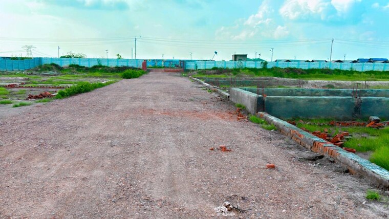 Exterior View, upsidc site b  99 Sq.Yd. Plot In Upsidc Site B Greater Noida 8418836